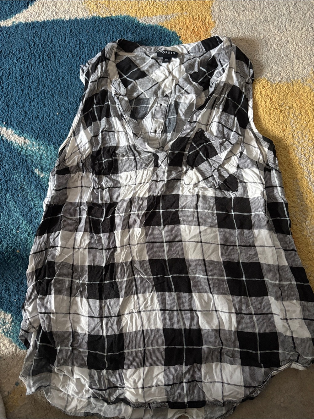 torrid Black & White Plaid V-Neck Sleeveless Tank